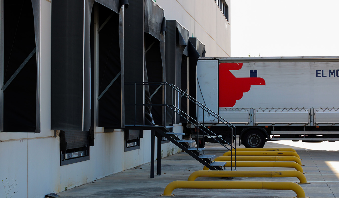 Loading bays Logistics Centre